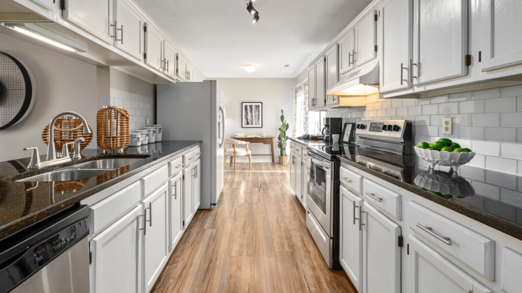 spring discounts on cabinets and countertops in Milwaukee